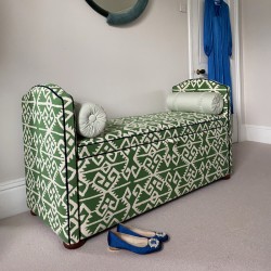 Caldey Plain Lid Curved Arm Storage Ottoman 144 x 56cm (56.5 x 22") COM Haines Collection - Contrast Piped COM - Dark Bun Feet 226056 Caldey Plain Lid Curved Arm Storage Ottoman 144 x 56cm (56.5 x 22") COM Haines Collection - Contrast Piped COM - Dark Bun Feet 226056
