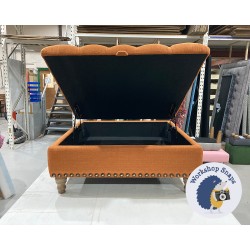 Savernake Deep Buttoned Lid Medium Depth Storage Footstool 91 x 91cm (36 x 36") Soft Weave Copper - Full Vintage Studs - 5ins Turned Oak Leg 6624 Savernake Deep Buttoned Lid Medium Depth Storage Footstool 91 x 91cm (36 x 36") Soft Weave Copper - Full Vintage Studs - 5ins Turned Oak Leg 6624